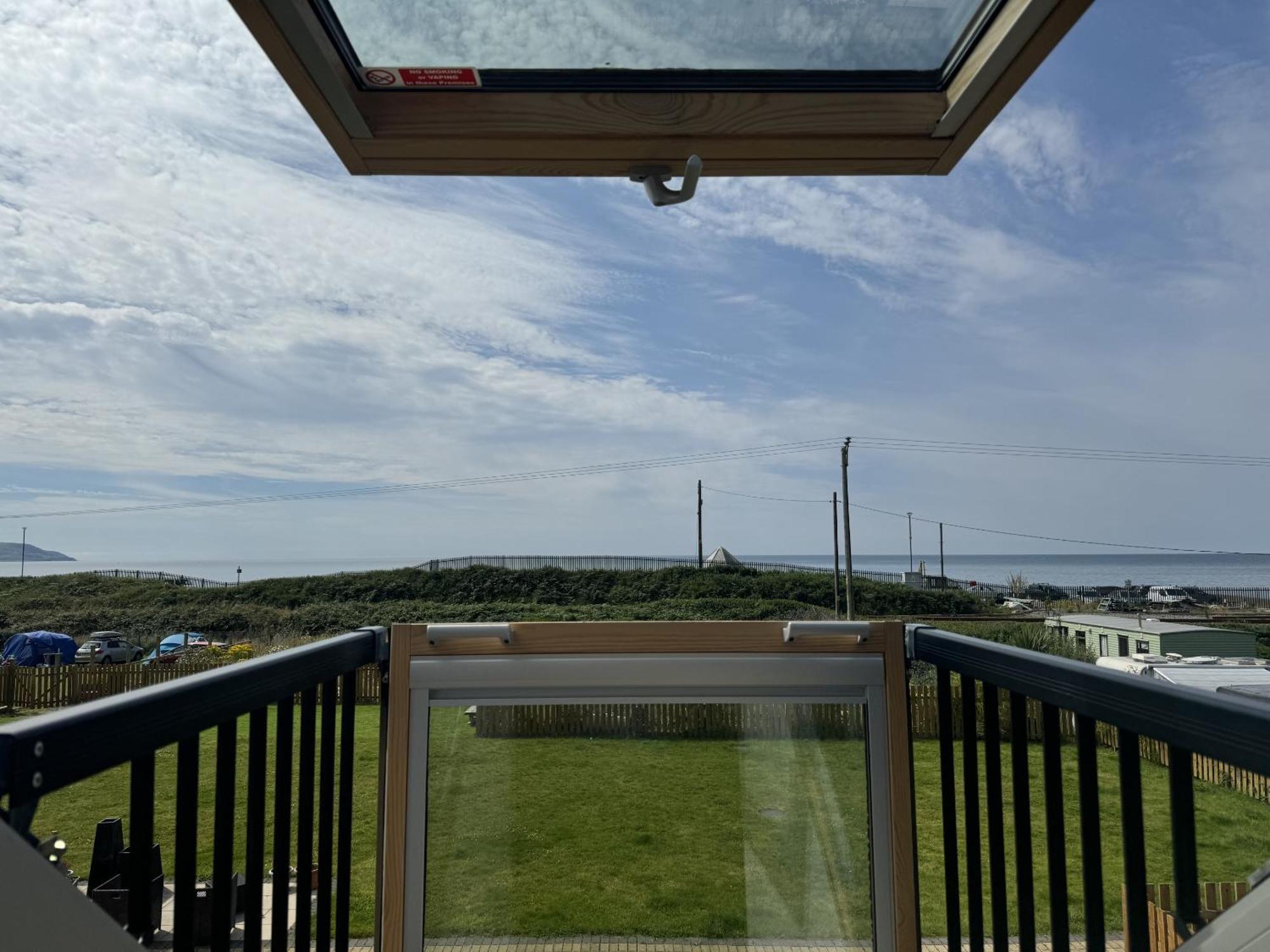 Barmouth Beach Club Exterior photo