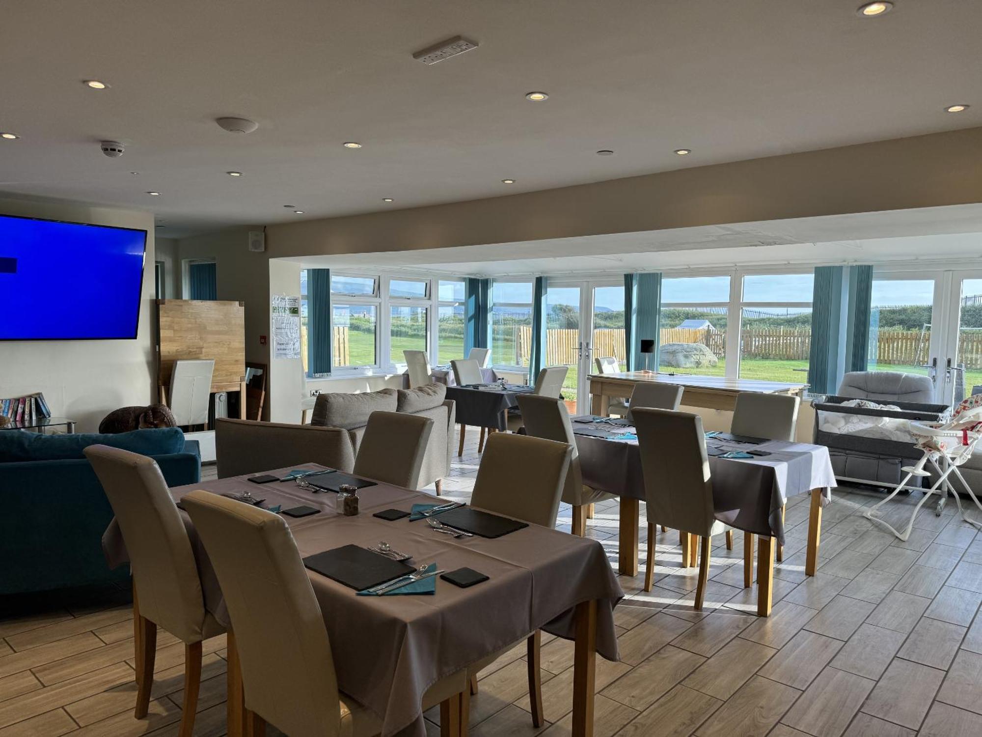 Barmouth Beach Club Exterior photo