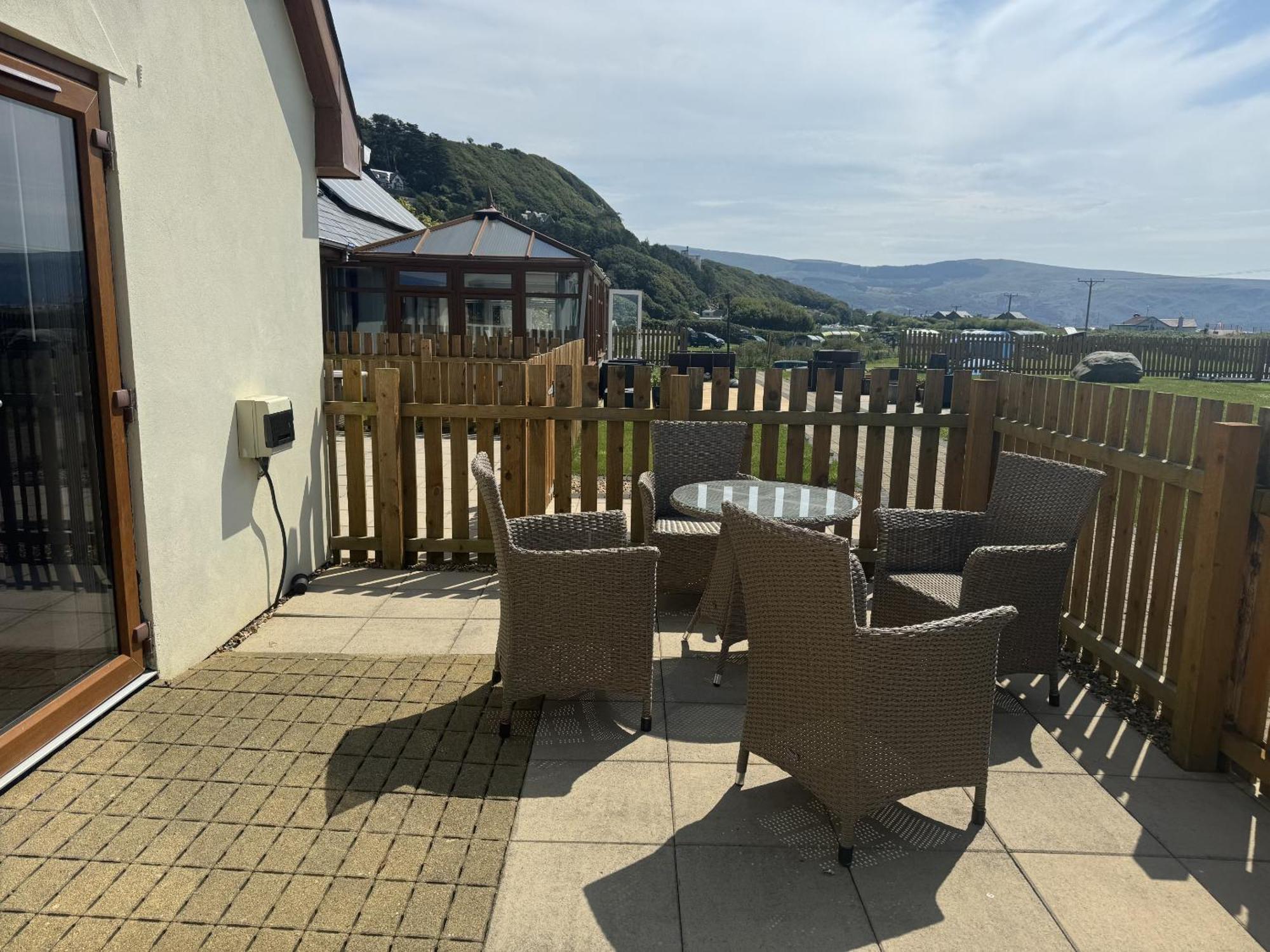 Barmouth Beach Club Exterior photo